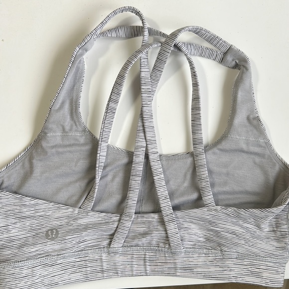TWO size 6 Lululemon Energy Bras. - Picture 3 of 3